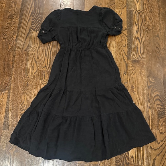 Madewell Lightspun Tiered Button Front Midi Dress - Picture 9 of 9